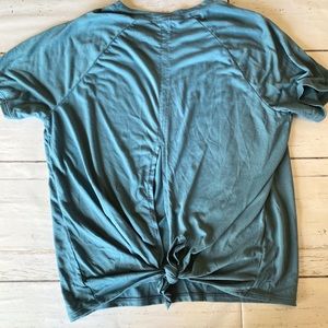 Joy Lab knot t shirt